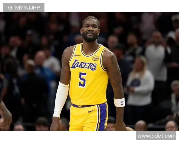 开拓者主帅荣膺最佳战术奖：他如何引领球队迈向巅峰？