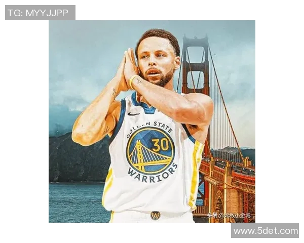 库里创造生涯新纪录,成为历史最年轻的三分球得分王 库里创造生涯新纪录,成为历史最年轻的三分球得分王