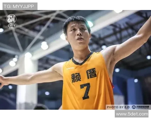 猛龙队季后赛巅峰对决即将展开：激情四溢的篮球盛宴