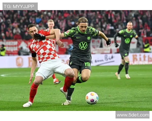 沃尔夫斯堡客场告捷,继续追赶德甲前四名航迹紧追 沃尔夫斯堡客场告捷,继续追赶德甲前四名航迹紧追