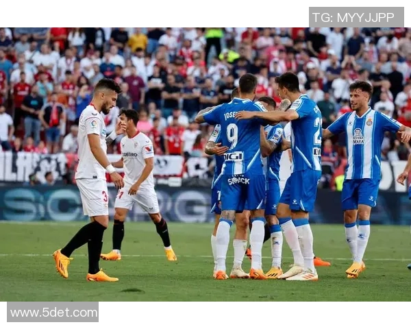 奥格斯堡客负弗莱堡，遭遇重创巨大挑战势如破竹