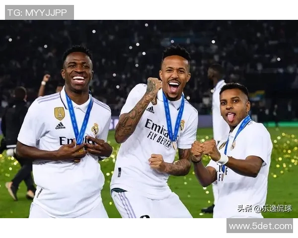 皇马挖角意甲新星，为争夺西甲冠军引援强力后卫